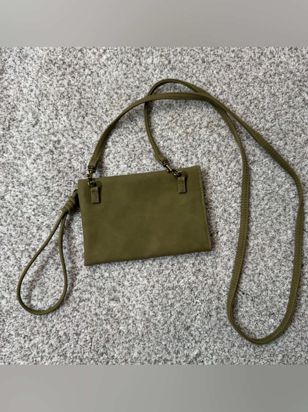 Universal Thread Olive Green Crossbody Wristlet Concert Ready - Picture 7 of 11